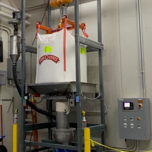 FormPak product photo of BagFlo-500-HT with an attached Rotary Valve dust collection module